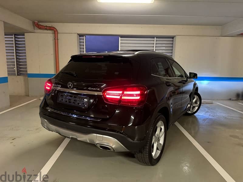 Mercedes-Benz GLA-Class 2018 9