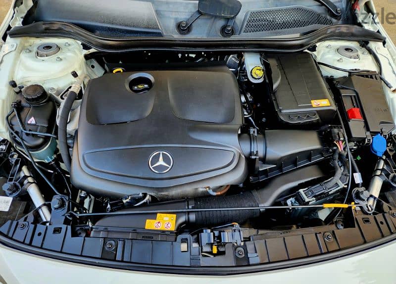 MERCEDES-BENZ GLA 250 4MATIC 2015 AMG full 97000miles اجنبية شبه جديدة 19