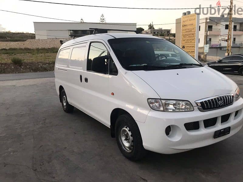 Hyundai H1 2006 3