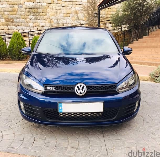 Volkswagen GTI 2011, low mileage, company source 1