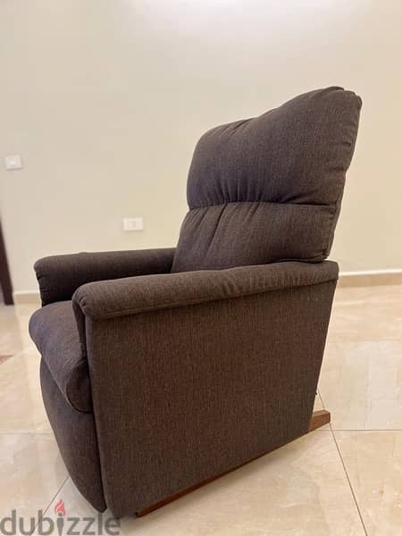 LA Z BOY Recliner Chair 3