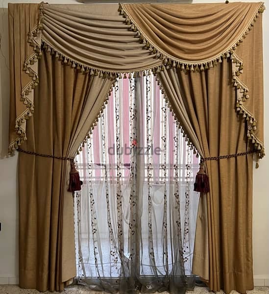 Classy curtains - برادي 0