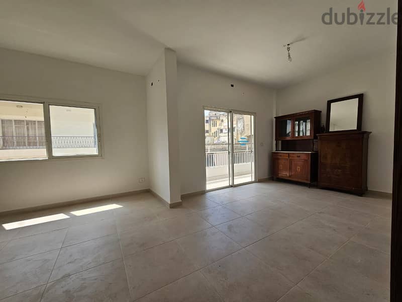 Ashrafieh | Perfect Investment | Fully Renovated 115m² | 3 Balconies 4