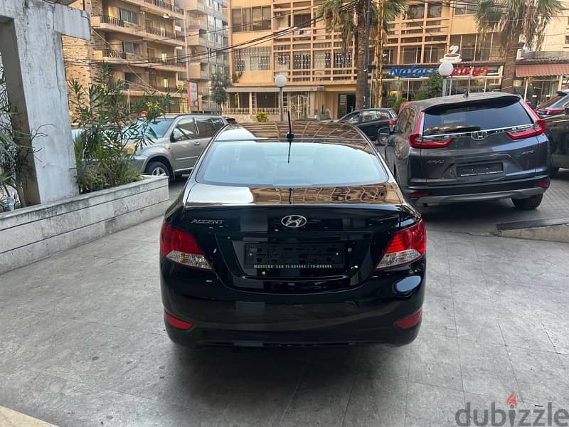 Hyundai Accent 2013 tesjel adem 4