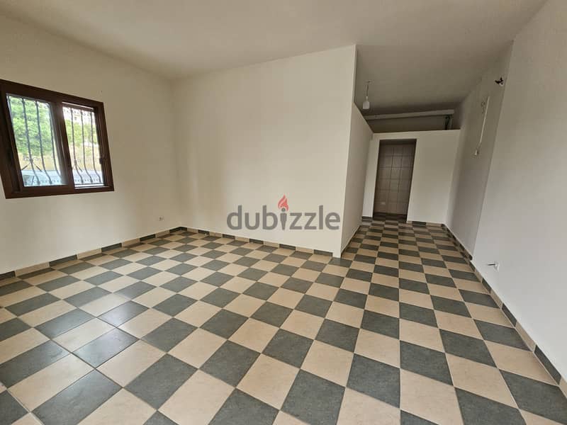 RWB320MT - Apartment for rent in Jbeil 0