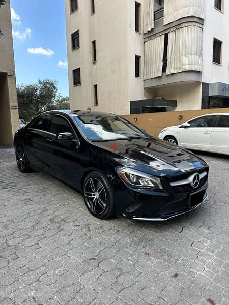 Mercedes CLA 250 AMG-line 4matic 2018 black on black (clean carfax) 2