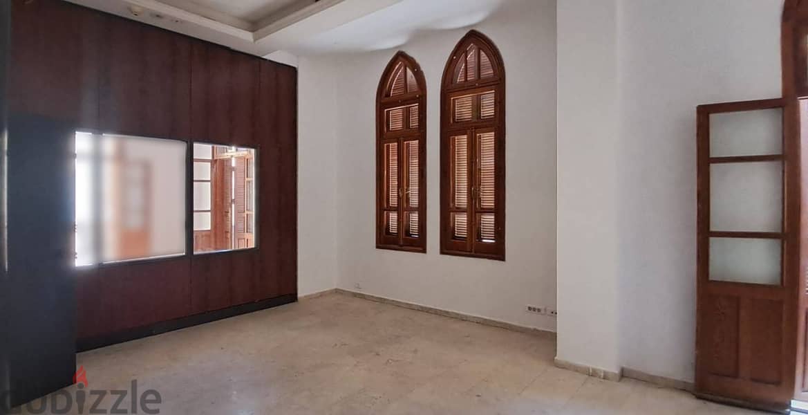 Office for rent in Down Town مكتب للإيجار في الداون تاون 0