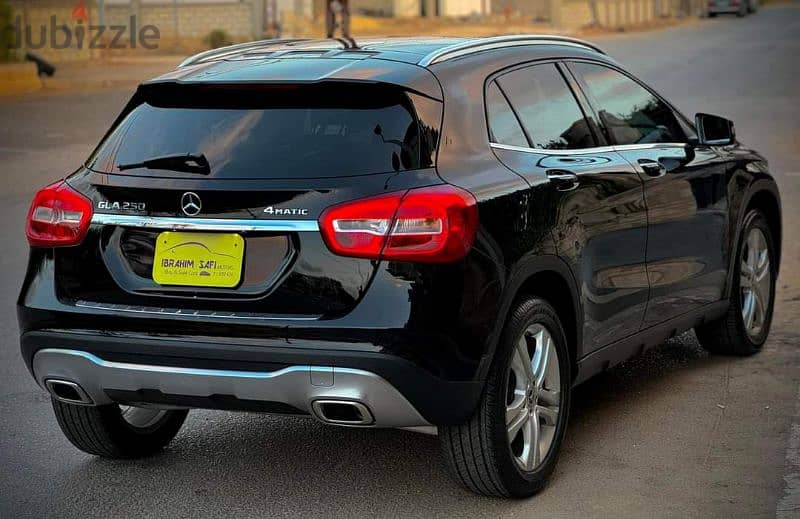 Mercedes-Benz GLA-Class 2018 10