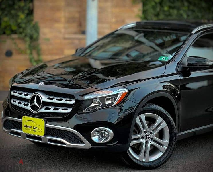 Mercedes-Benz GLA-Class 2018 16