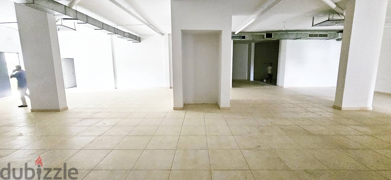 Warehouse for sale in Hazmieh مستودع للبيع في الحازمية 2