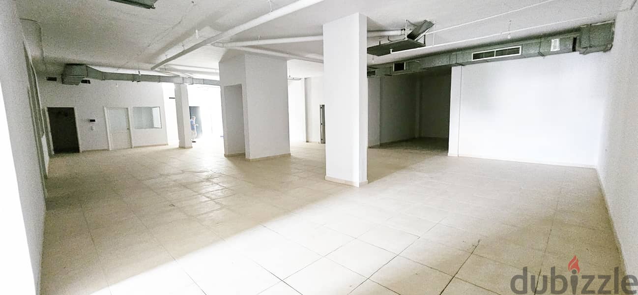 Warehouse for sale in Hazmieh مستودع للبيع في الحازمية 7