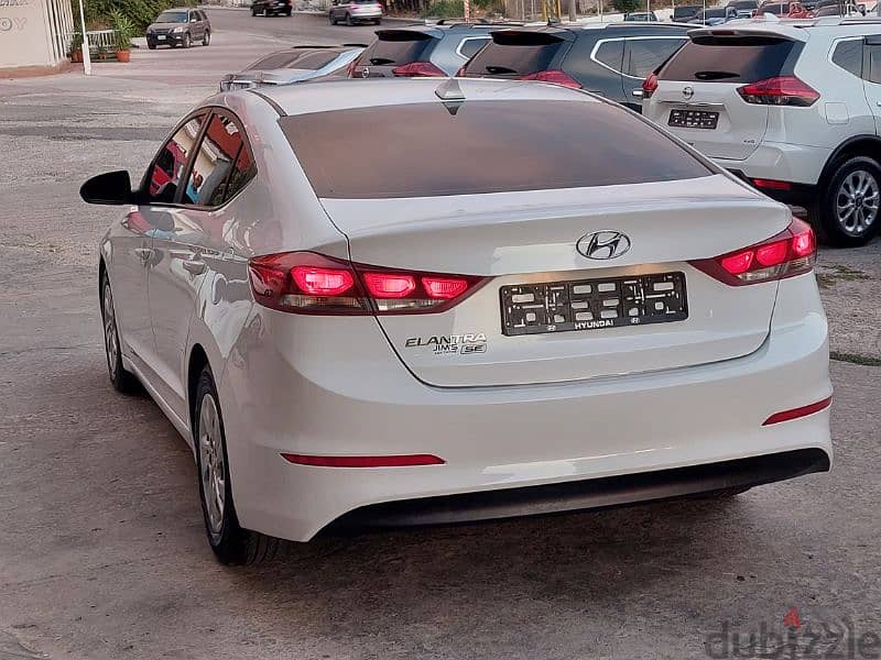 Hyundai Elantra model 2017 ajnabye 3