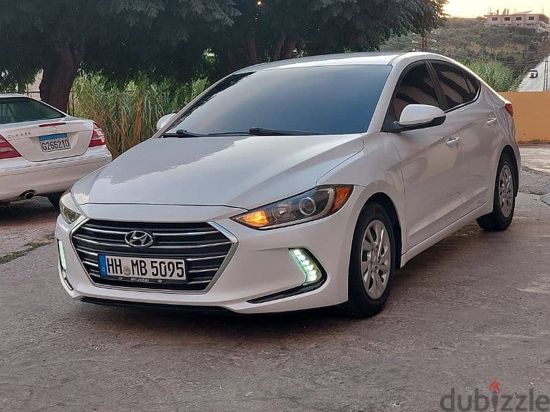 Hyundai Elantra model 2017 ajnabye 13