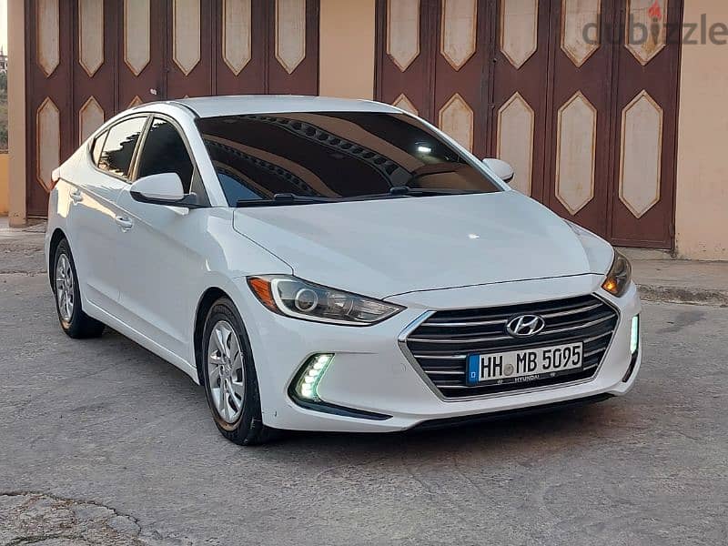 Hyundai Elantra model 2017 ajnabye 14