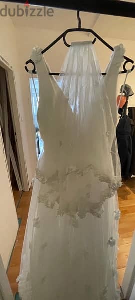 Wedding dress for sale 4