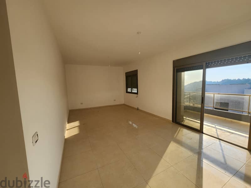 RWB136EA -  Apartment For Sale In Zeytoun - Nahr Ibrahim 1