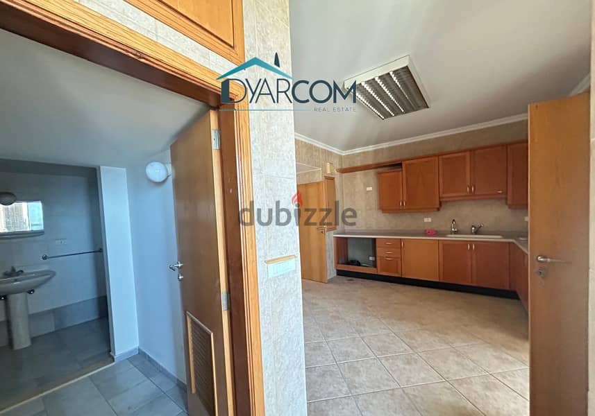 DY1978 - Kfarehbab Spacious Apartment for Sale! 3