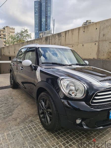 MINI Cooper Countryman Black One Owner Company source 1