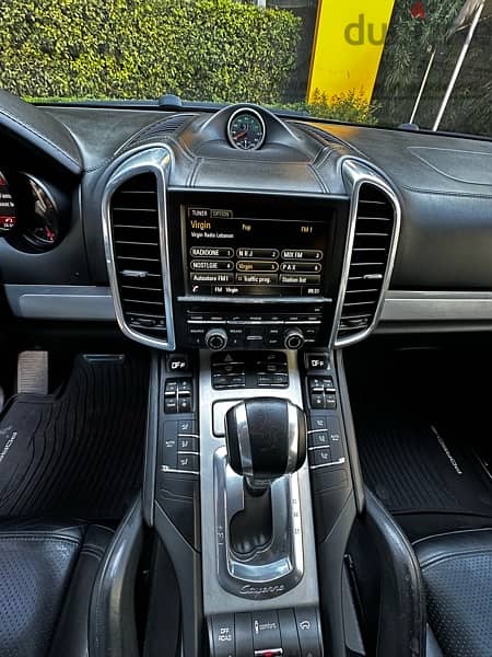 Porsche Cayenne S  2015 8