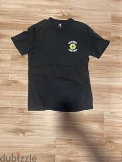 Converse tee shirt size m