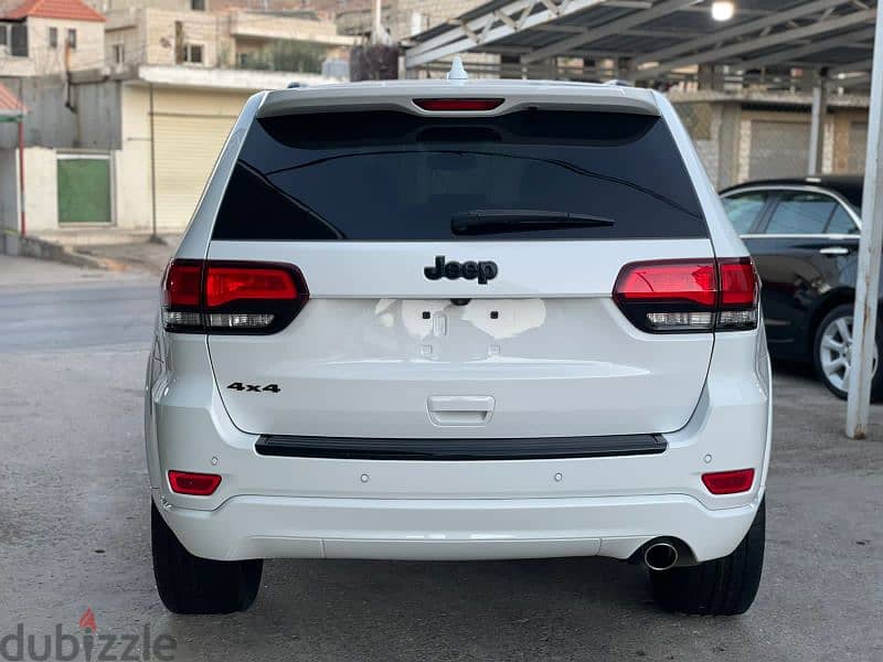 Jeep Grand Cherokee 2018 11