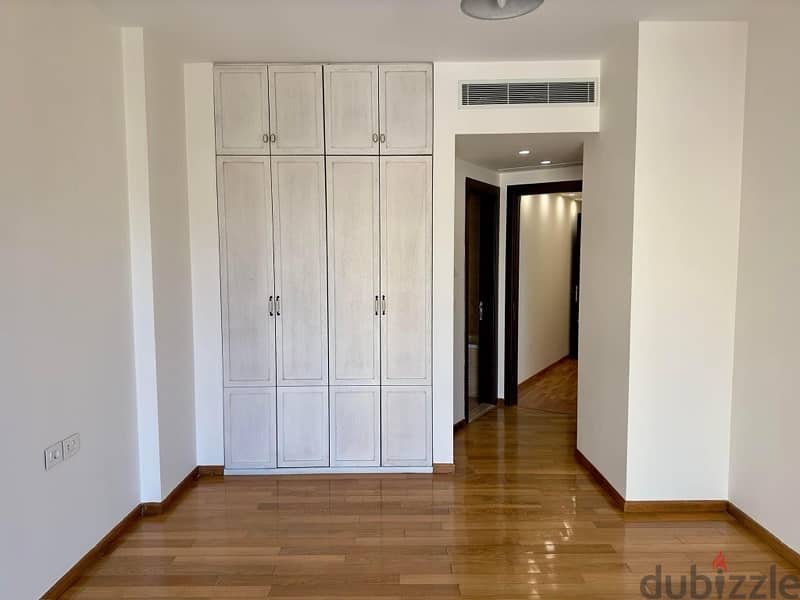 Luxuries Apartment For Sale In Manara Over 275 Sqm |m 6