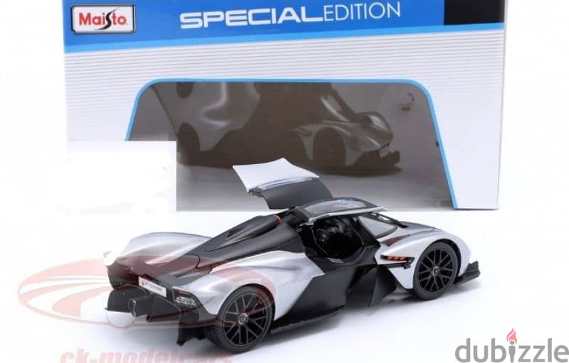 Aston Martin Valkyrie(2022) diecast car model 1;18 2