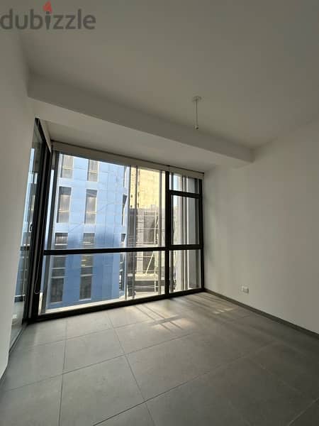 HOT DEAL! Spacious 1 Bedroom Apartment For Rent in Saifi Area 2