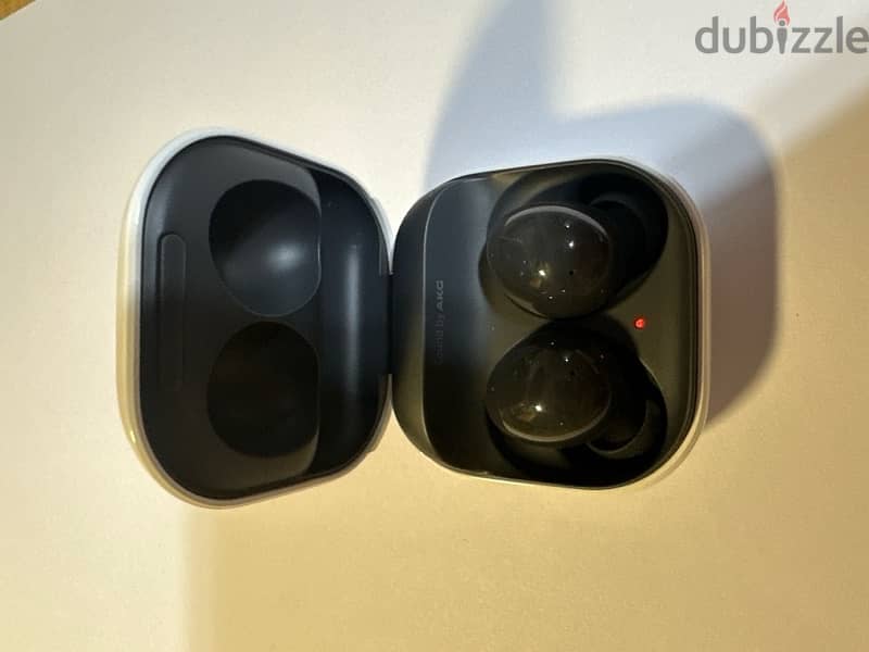 Samsung galaxy buds2 1