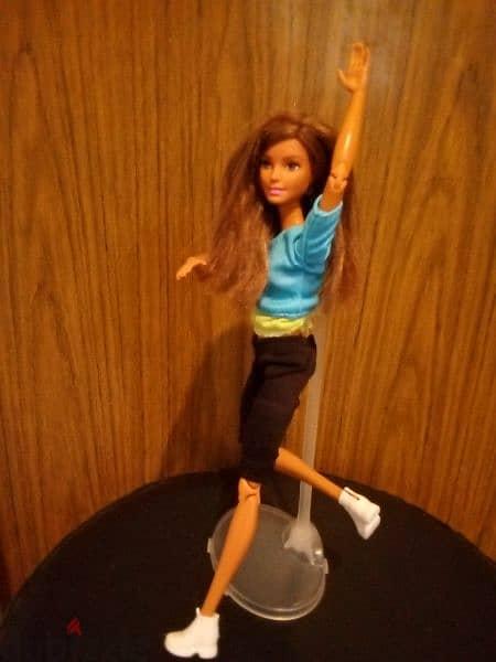 MADE TO MOVE Brunette Barbie 22 JOINTS Great doll in own wear=28$ 1