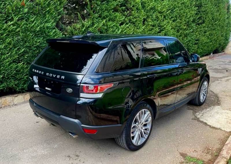 Land Rover Range Rover Sport 2016 V8 clean carfax 3