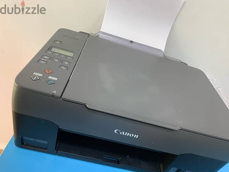 printer shghaleh 100% mlawan w aswad abyad a4 2