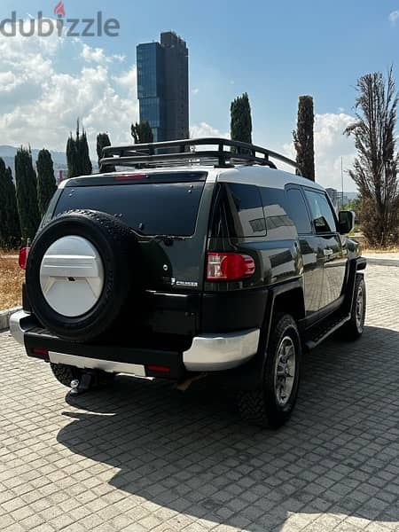 Toyota FJ Cruiser 2010 5