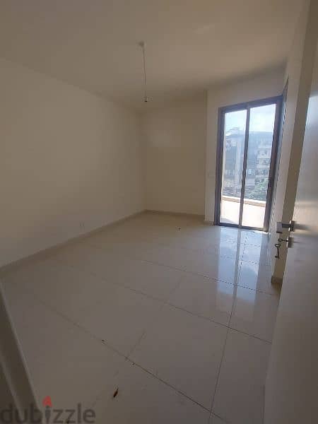 Apartment for sale in zouk mosbeh شقة للبيع في زوق مصبح 4