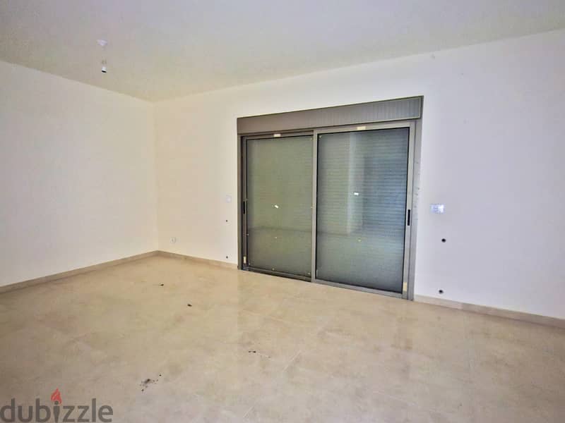 L11884-Apartment With Terrace for Sale In Safra 0