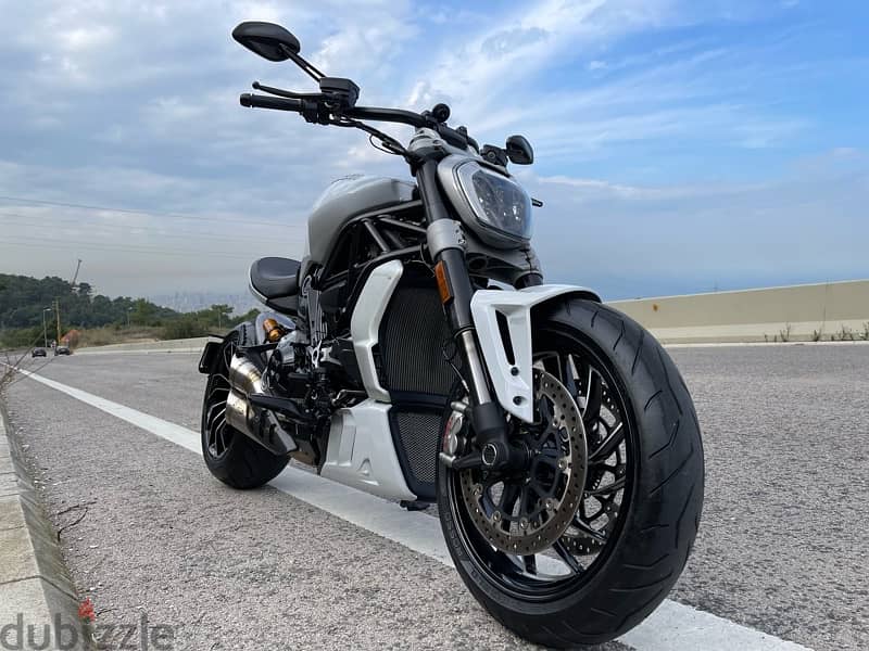 Ducati XDiavel S Special Edition 4,000 km 10