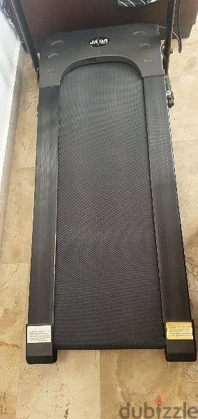 Treadmill used for sale 150$ negotiable بداعي السفر 2