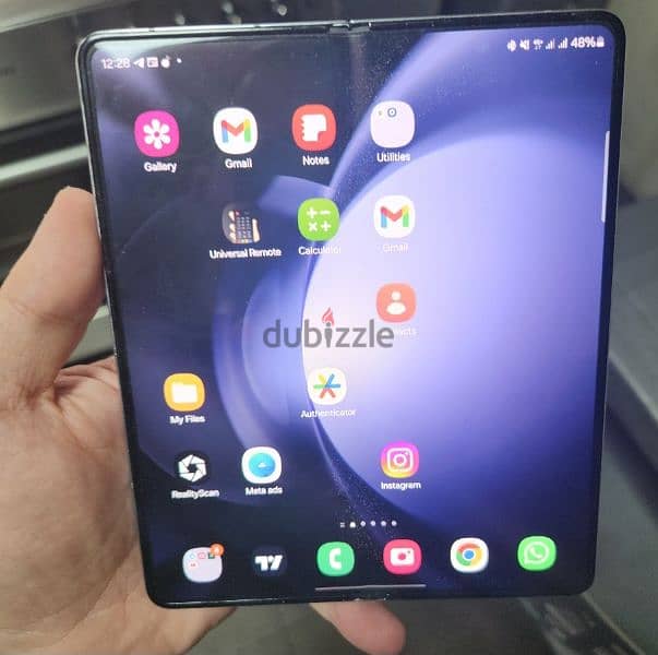 samsung Zfold 5! super clean 4