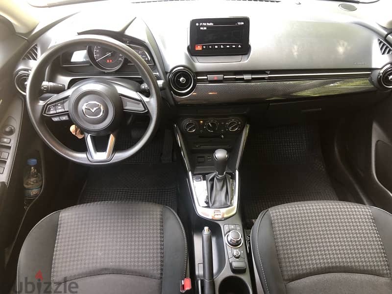 Mazda 2 2019 10