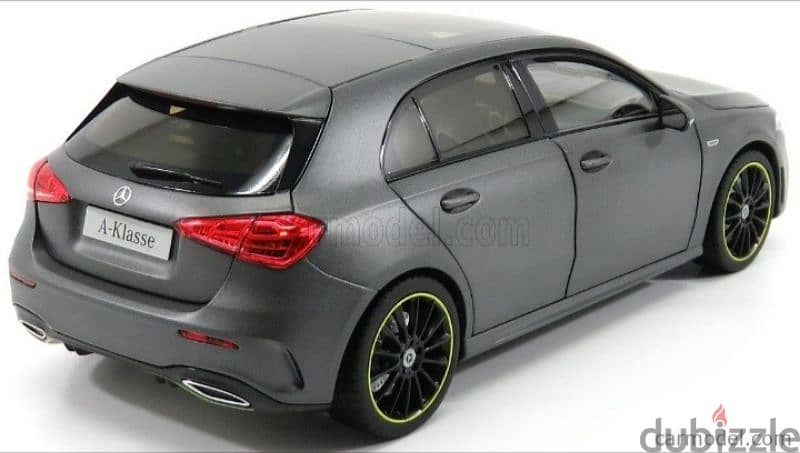 Mercedes A Class  diecast car model 1;18. 4