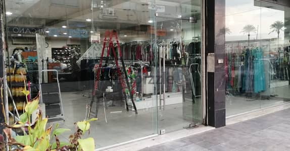 Showroom for sale in Dora معرض للبيع في الدورة