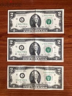 2 dollar bills