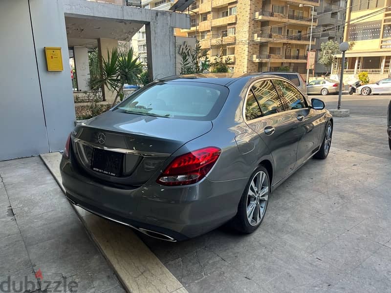 Mercedes-Benz C-Class 2017 4