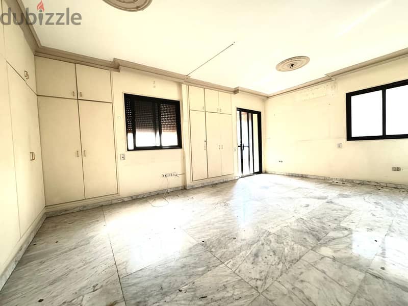 Apartment for Rent in Ain mraiseh - CPBOA56 3