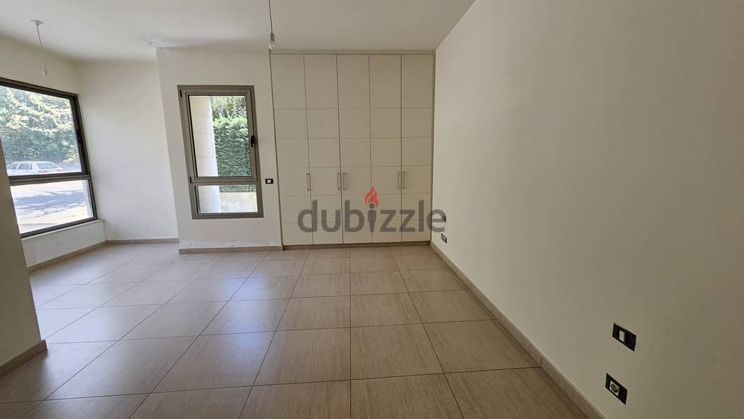 Apartment for sale in Yarzeh شقة للبيع في اليرزة 12