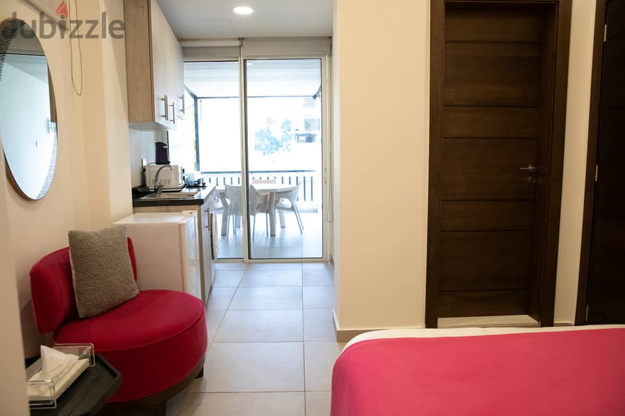 Furnished Studio in Gemmayze استديومفروش للاجار 4