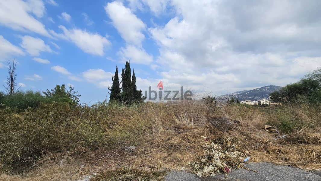 Landf for sale in yarzeh أرض للبيع في اليرزة 10