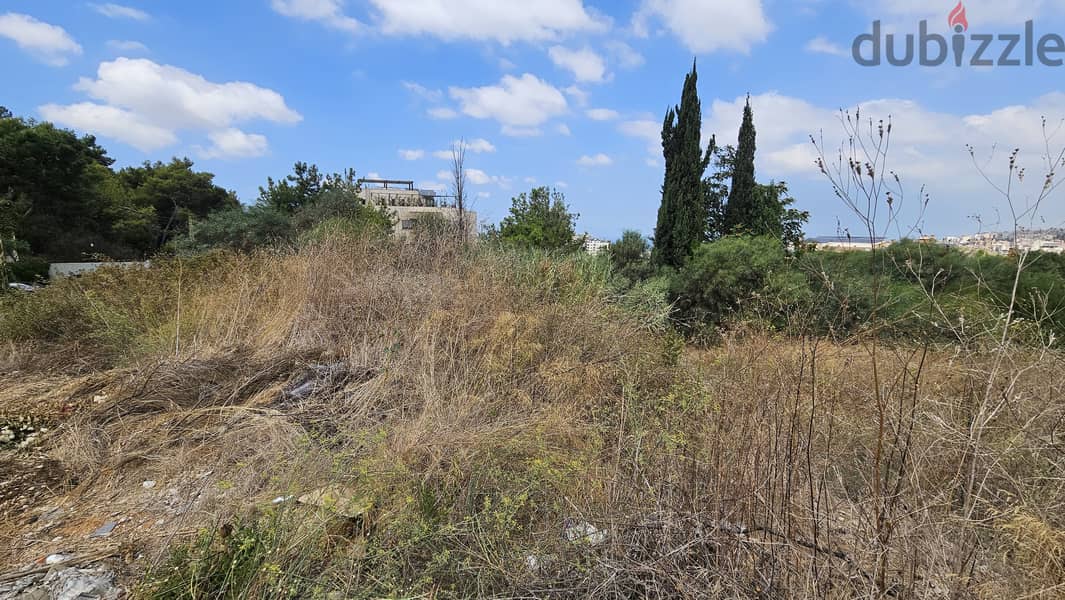 Land For sale in Yarzeh أرض للبيع في اليرزة 11