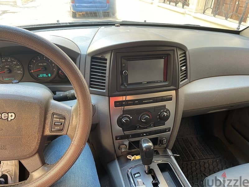 Jeep Cherokee 2005 7