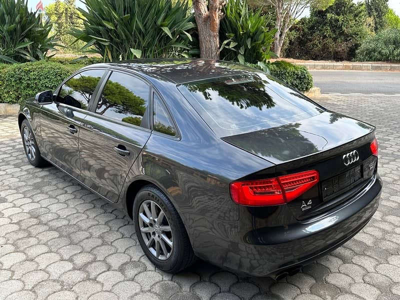 Audi A4 2015 11